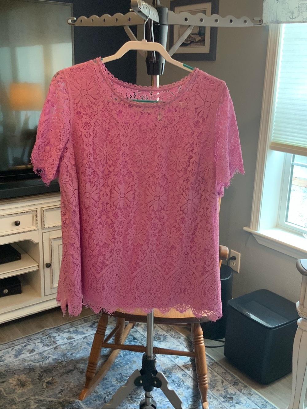 Isaac Mizrahi Lavendar Lace Top